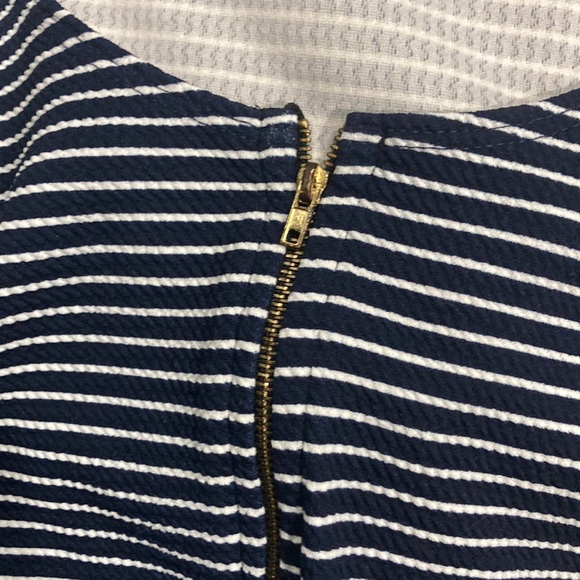 NWOT Women’s Love Chelsey Fit & Flare Sleeveless Dress w Zipper Front & Stripes - Picture 4 of 5